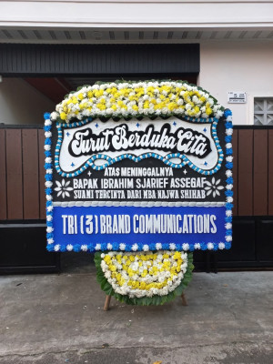 Papan Bunga Duka di Selakau Timur